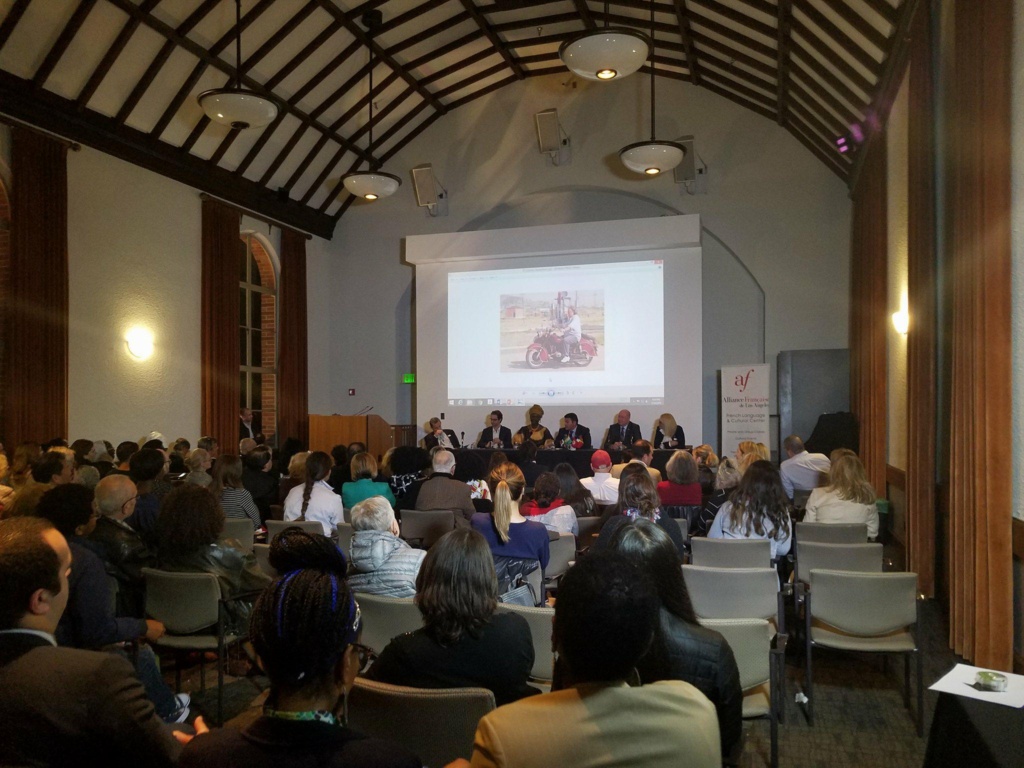 28943537_10211520686513894_183646229_o